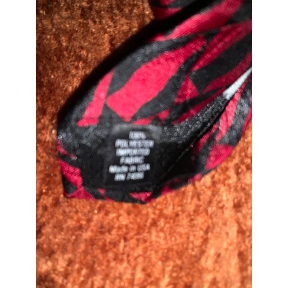 Vintage Coca-Cola Polar Bear Necktie Mens Red Black Soda Advertising Tie USA